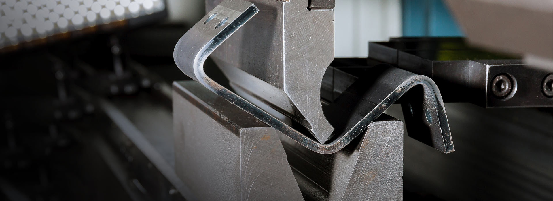 Software for Bending Presses | AMG Tools Srl
